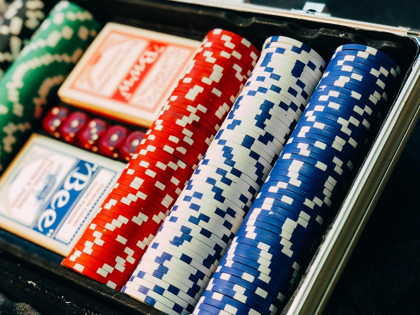 Çevrimiçi Casinoda Dikkat Etmeniz Gerekenler